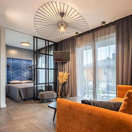 Green Shine Apartment, By Cohost พาลังกา ภายนอก รูปภาพ