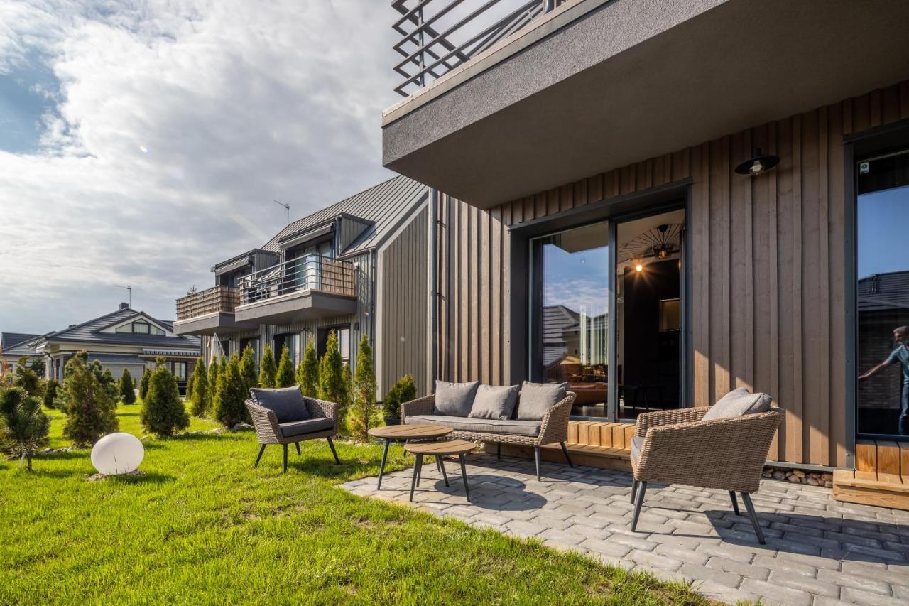 Green Shine Apartment, By Cohost พาลังกา ภายนอก รูปภาพ