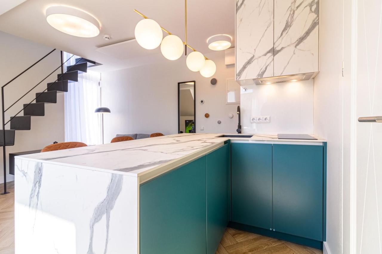 Green Shine Apartment, By Cohost พาลังกา ภายนอก รูปภาพ