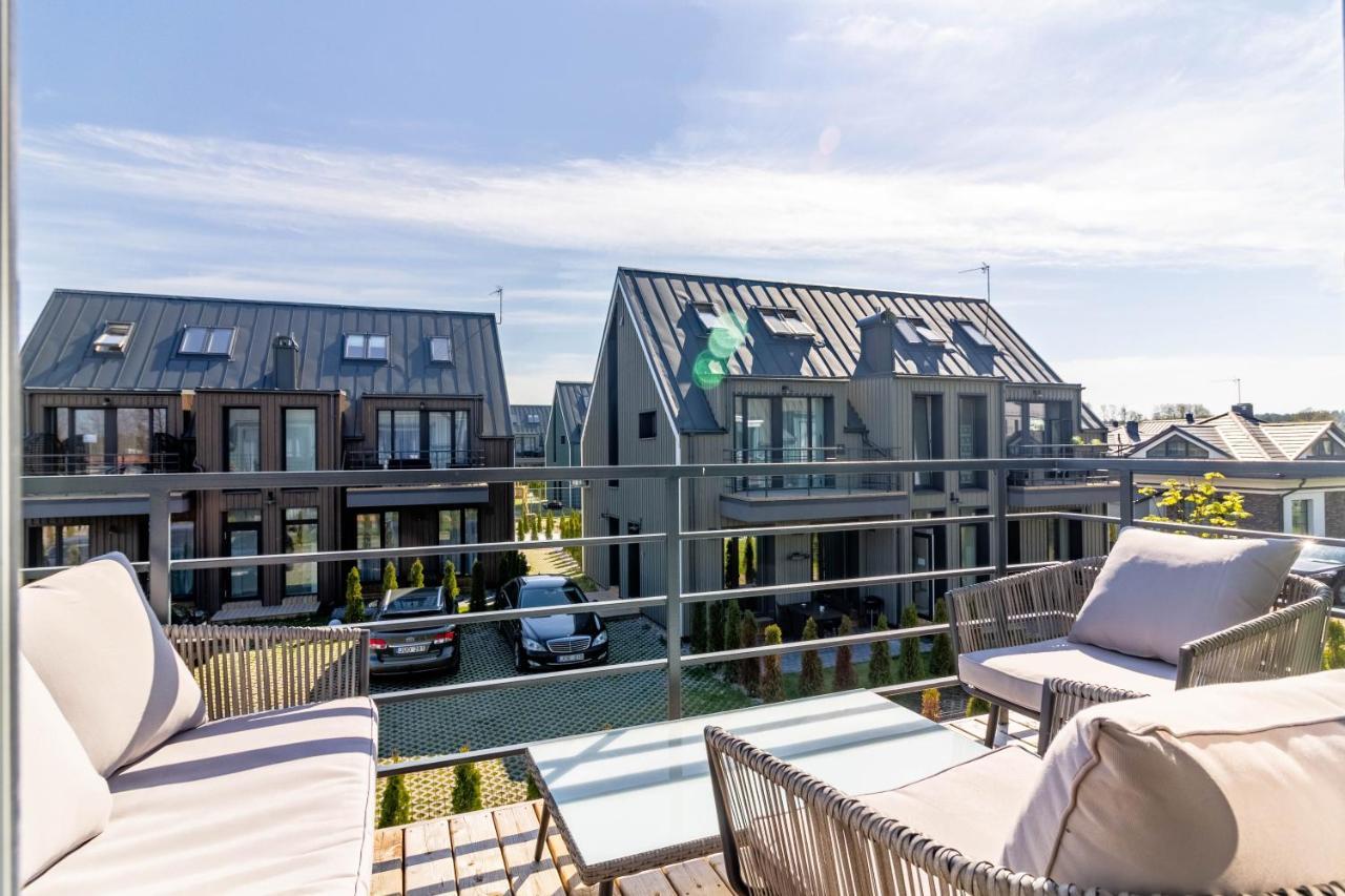 Green Shine Apartment, By Cohost พาลังกา ภายนอก รูปภาพ