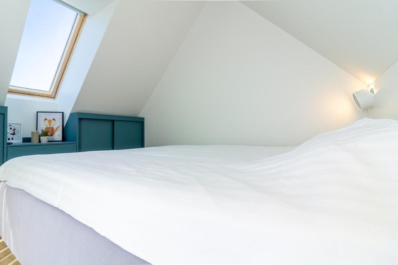 Green Shine Apartment, By Cohost พาลังกา ภายนอก รูปภาพ