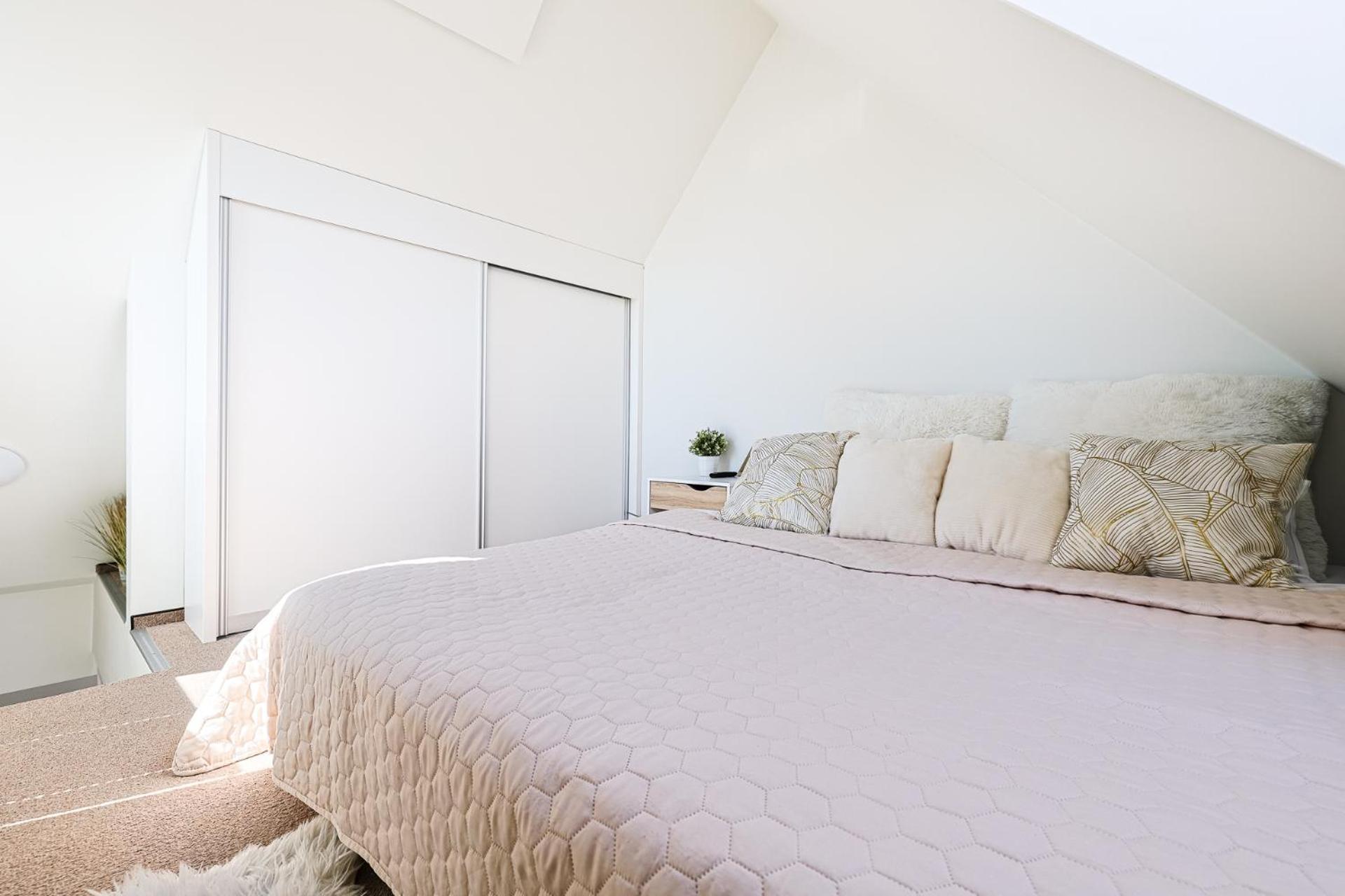 Green Shine Apartment, By Cohost พาลังกา ภายนอก รูปภาพ